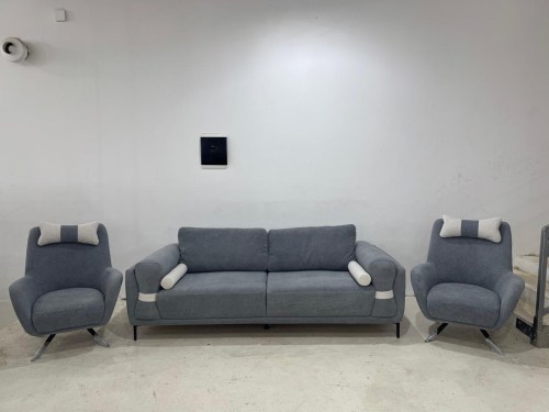 3f63f57f-9807-450e-9a7e-18d919bbac26